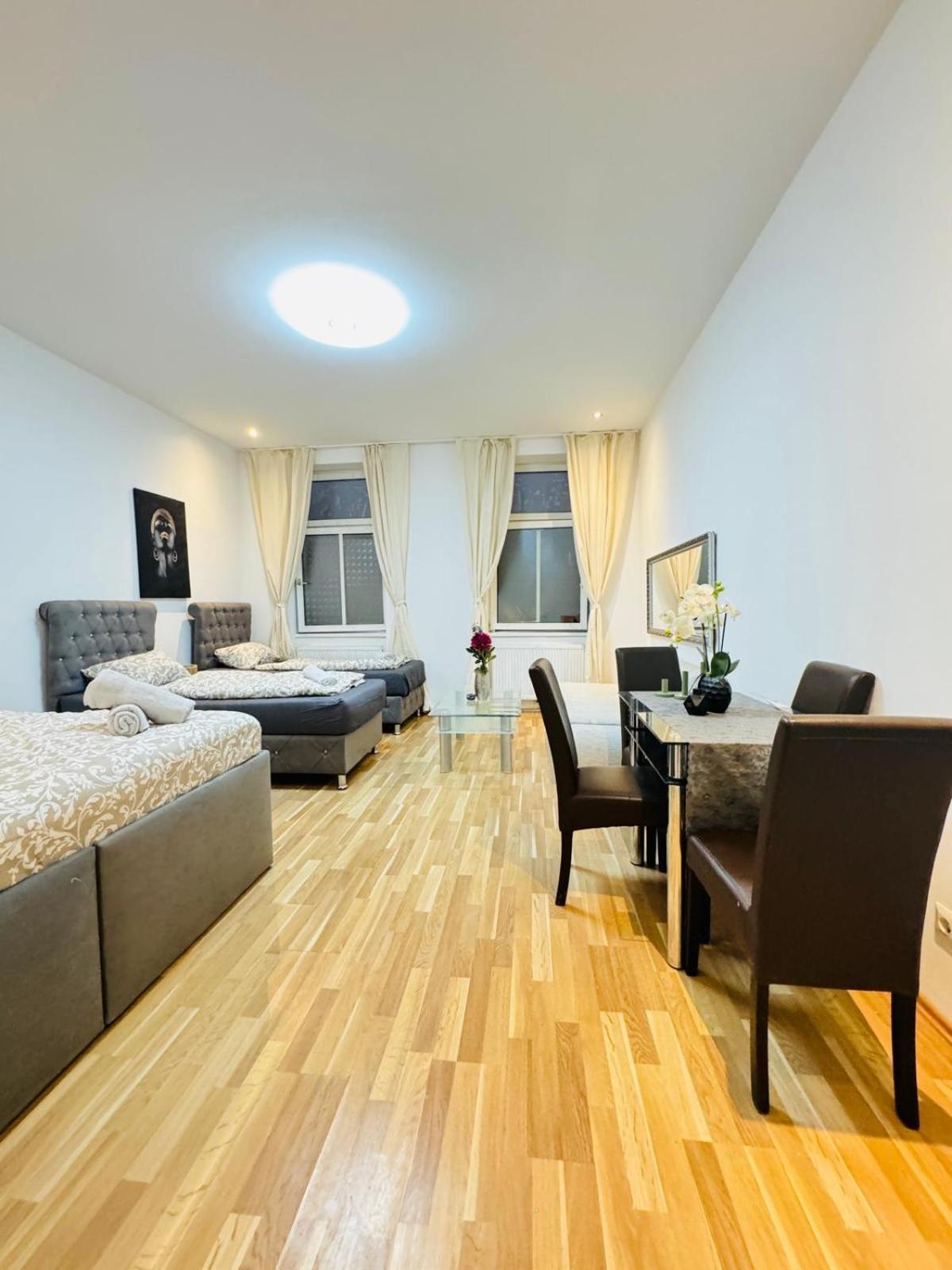 Chic For 5p, 12-min Walk To Augarten Vienna